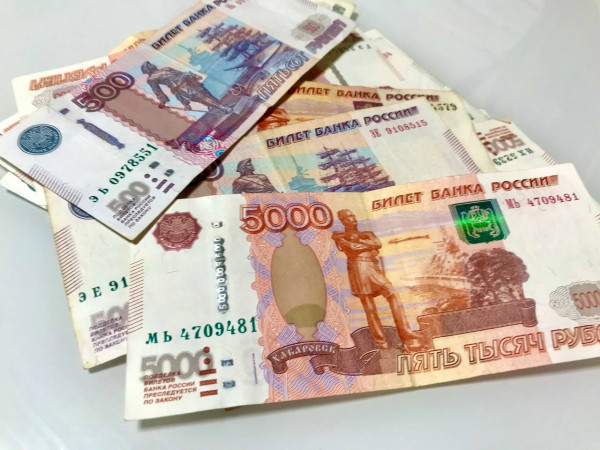 Перед новым годом крымчане получили по 10 тысяч рублей