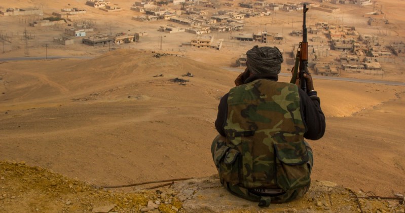 Курды засняли, как отряд ИГ разорвало на куски от попадания в пояс шахида