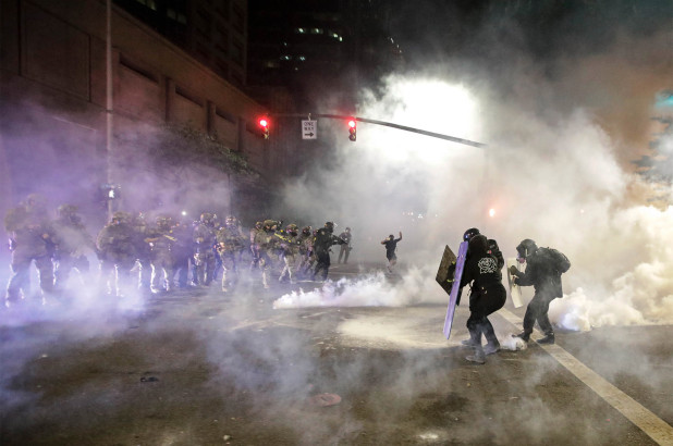 Протесты в Портленде 23-24 июля Протесты в Портленде 23-24 июля