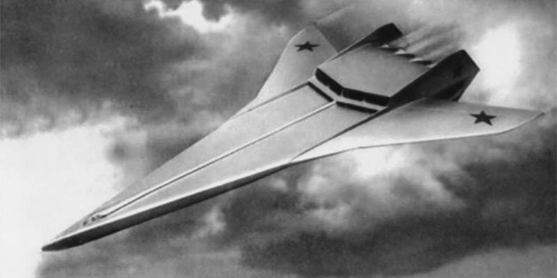 СЕКРЕТНОСТЬ И ПАНИКЁРСТВО: КАК США ОТ ИСПУГА ОБОГНАЛИ СССР Авиация