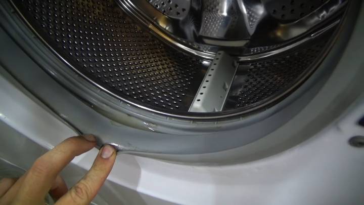 Как легко очистить стиральную машину от черной плесени манжету, плесень, плесени, можно, полностью, проложите, осталось, следа, чтобы, полчаса, эффективнее, увлажните, белизне, местах, образовалась, плесеньЕсли, немного, снова, смочите, протрите