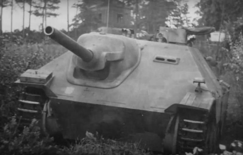 Легкий истребитель танков: о недостатках немецкой САУ Jagdpanzer 38 «Хетцер» оружие,танки