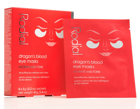 Как правильно ухаживать за кожей вокруг глаз: советы эксперта Как правильно ухаживать за кожей вокруг глаз: советы эксперта Красота,Уход за кожей и волосами