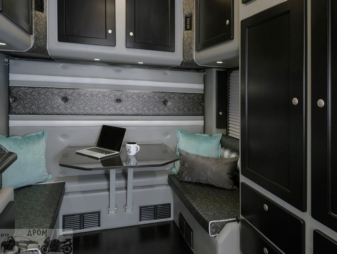 Тягачи дальнобойщиков невероятной комфортности Тягачи дальнобойщиков невероятной комфортности грузовик