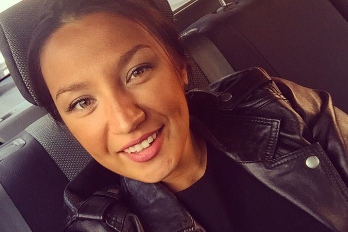 Самые красивые женщины-судьи из мира футбола (13 фото)