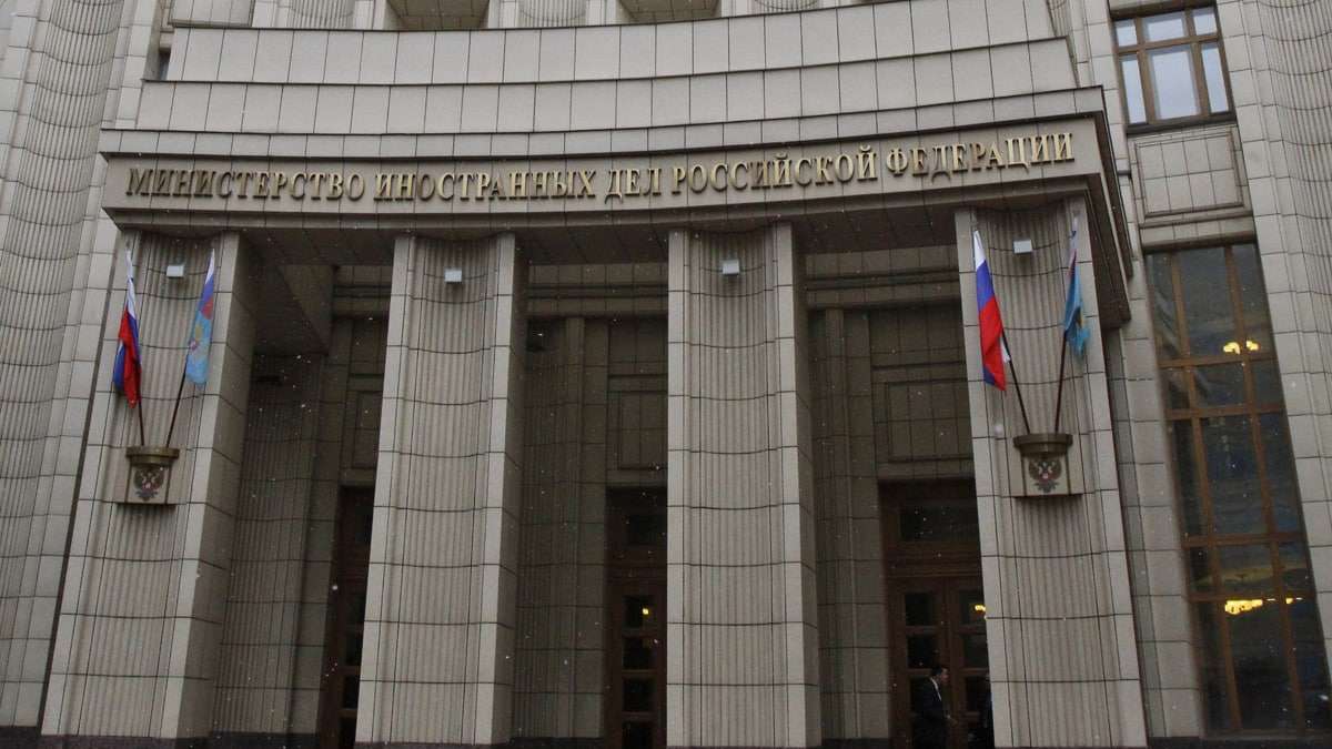 Посла Испании в Москве вызвали в МИД России