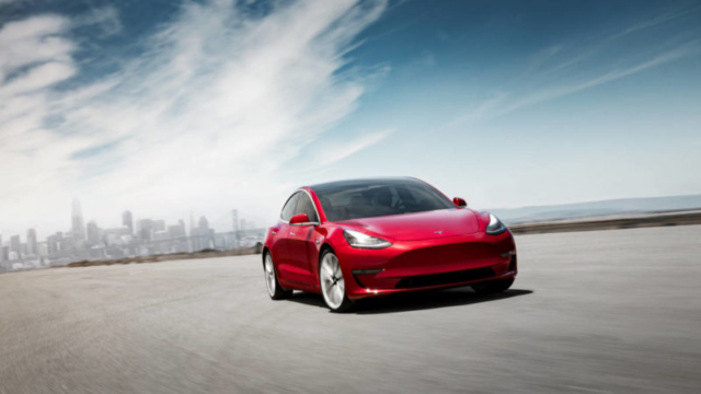 Tesla выпустила долгожданную Model 3 Standard Tesla выпустила долгожданную Model 3 Standard Model 3 Standard