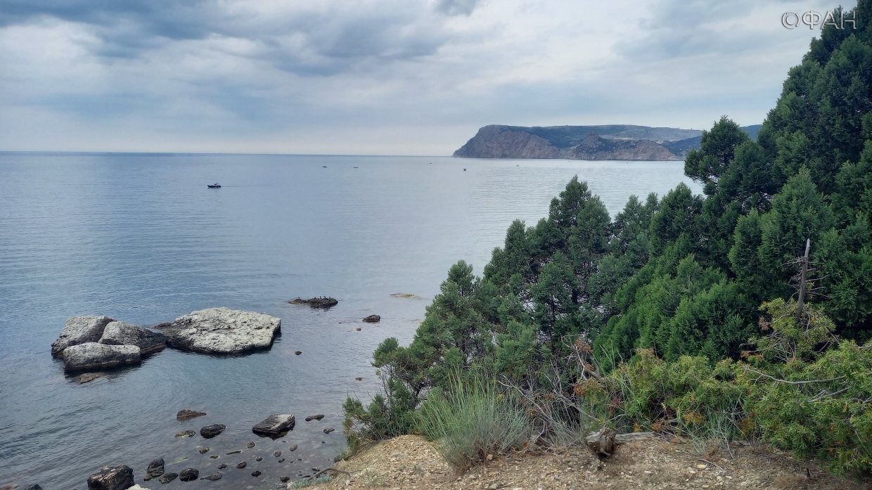 Малоизвестные места на побережье Крыма: где найти Серебряный и Золотой пляжи