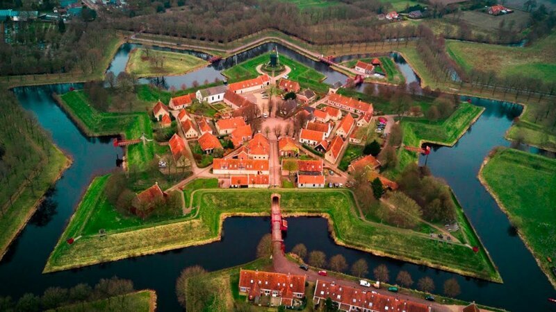 Загадки звездных бастионов, которые сверху выглядят круче, чем с земли 