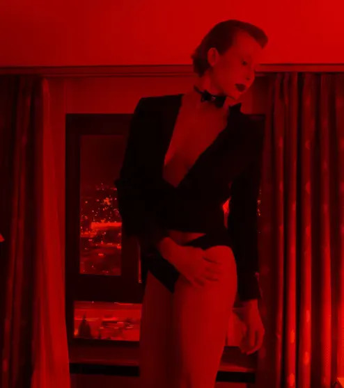 Юлия Коваль повторила культовый образ Жанны Фриске из 