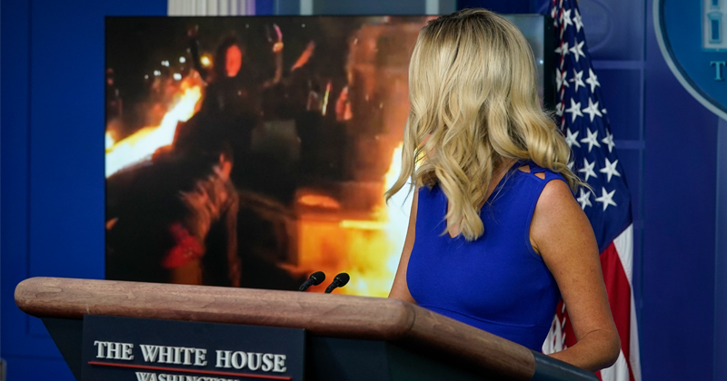 Протесты в Портленде 23-24 июля Протесты в Портленде 23-24 июля