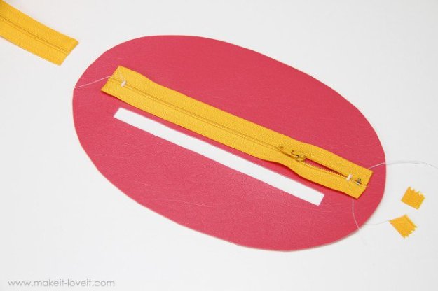 Zipper-Mouth-Pencil-Case-4