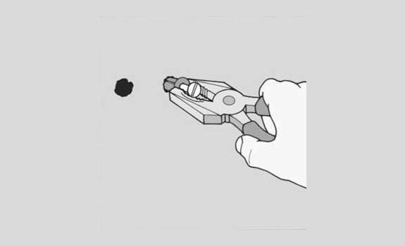 Как быстро удалить из стены старые дюбели и саморезы