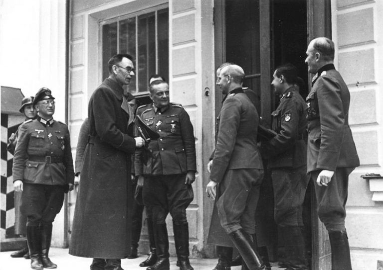 Сколько генералов Красной Армии перешли на сторону Гитлера