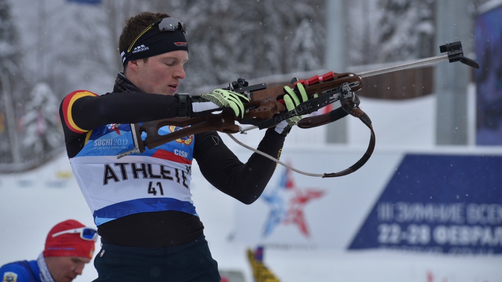 Немецкий биатлонист Олимпийский чемпион