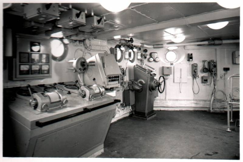 Учебный корабль «Дойчланд» Учебный корабль «Дойчланд» вмф