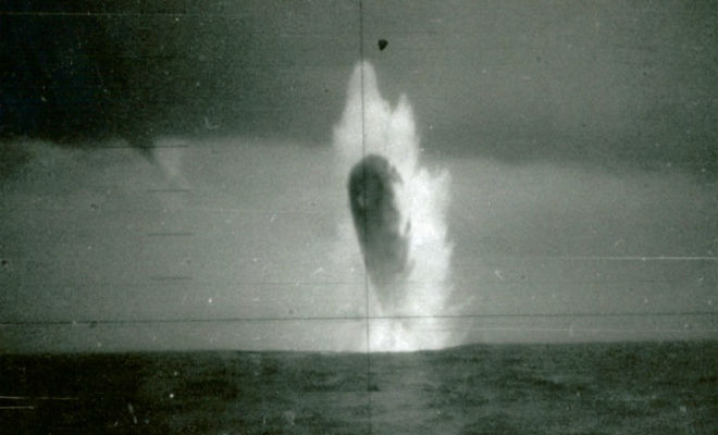 Подводники сняли фото неопознанных летающих объектов ВМС США,нло,океан,подводная лодка,Пространство,субмарина,фото,цру