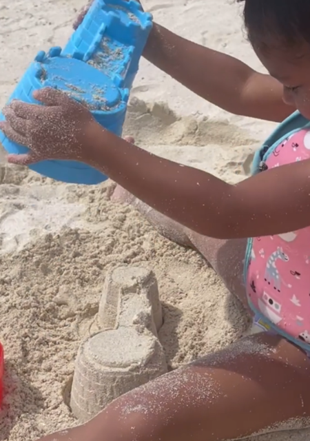 Кайли Дженнер отдыхает на яхте и делится снимками в бикини Кайли Дженнер отдыхает на яхте и делится снимками в бикини Экстерьер