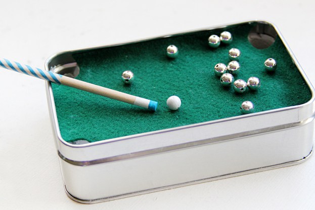 diy-gift-for-dad-mini-pool-table18