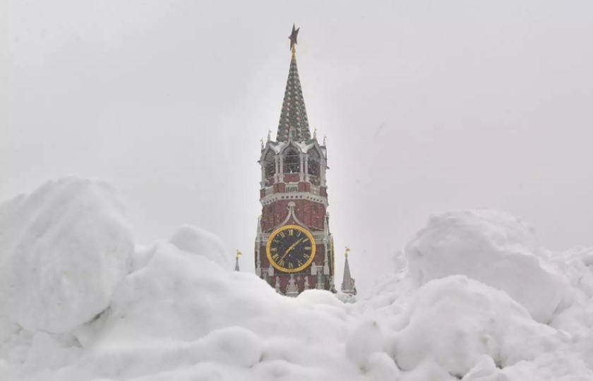 Тишковец сообщил о росте сугробов в Москве на четверть