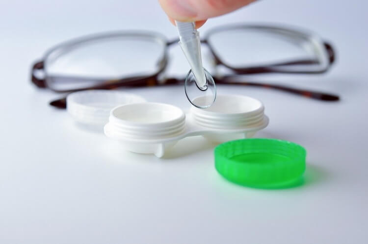 12 вещей, которые не рекомендуют делать в самолете 12 вещей, которые не рекомендуют делать в самолете авиатур,поездка