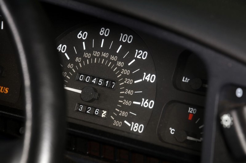 Opel-Lotus Omega 1990-1992 — Супер-седан, разозливший Правительство Opel-Lotus Omega 1990-1992 — Супер-седан, разозливший Правительство авто и мото
