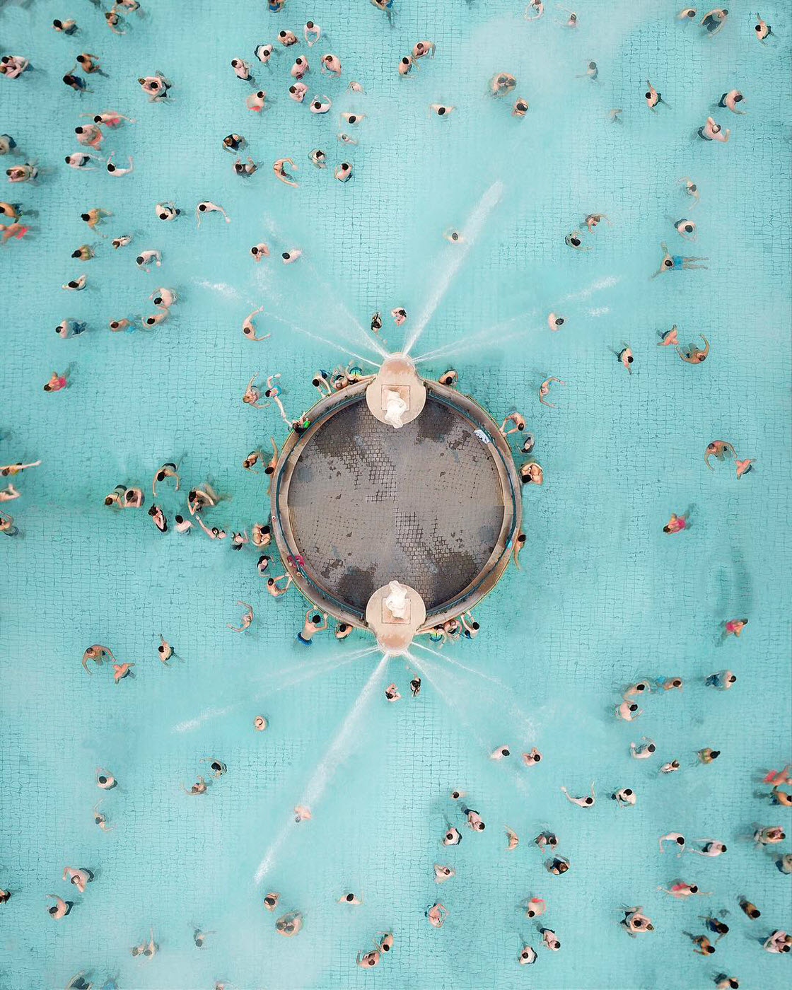 Потрясающие кадры, снятые при помощи дронов Потрясающие кадры, снятые при помощи дронов жизнь