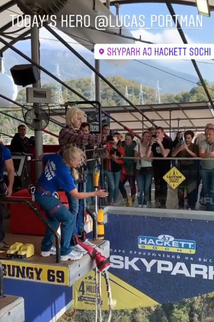 Наталья Водянова отдыхает в России вместе с детьми Наталья Водянова отдыхает в России вместе с детьми Звездные дети