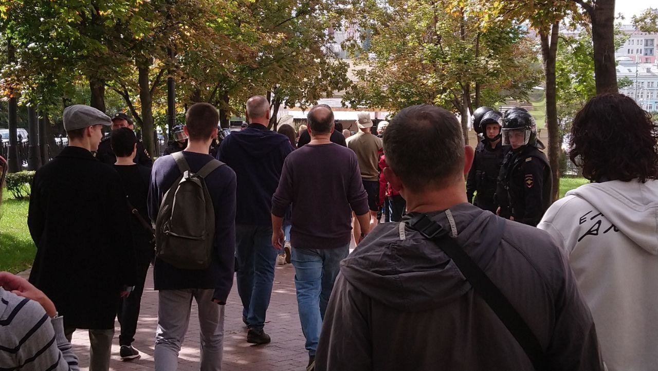 Собянин уличил митингующих провокаторов в желании втянуть москвичей в беспорядки Собянин уличил митингующих провокаторов в желании втянуть москвичей в беспорядки новости,события,новости,общество,политика