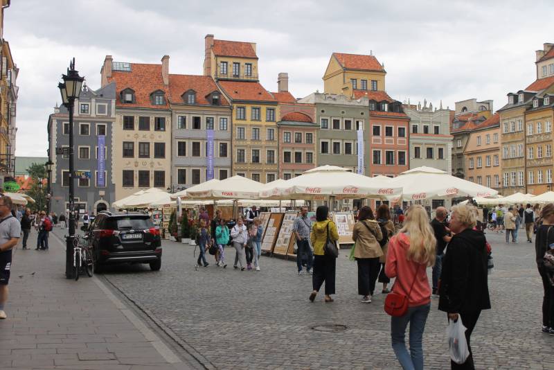Глядя на Европу из автобуса. Год 2019-й: по городам и весям Глядя на Европу из автобуса. Год 2019-й: по городам и весям геополитика