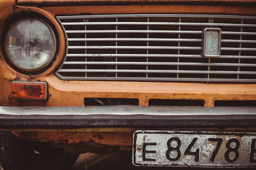 АвтоВАЗ останавливает производство. О чем нам недоговаривают?