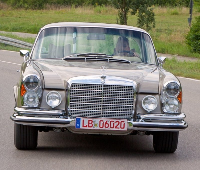 Мерседес классик. W111 280 se. Mercedes Coupe 280sec w111. Мерседес 111. Мерс Бенц 111.