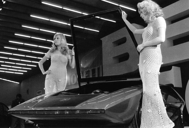 Футуристические автомобили 70-х, которые так и не вышли в серийное производство Футуристические автомобили 70-х, которые так и не вышли в серийное производство