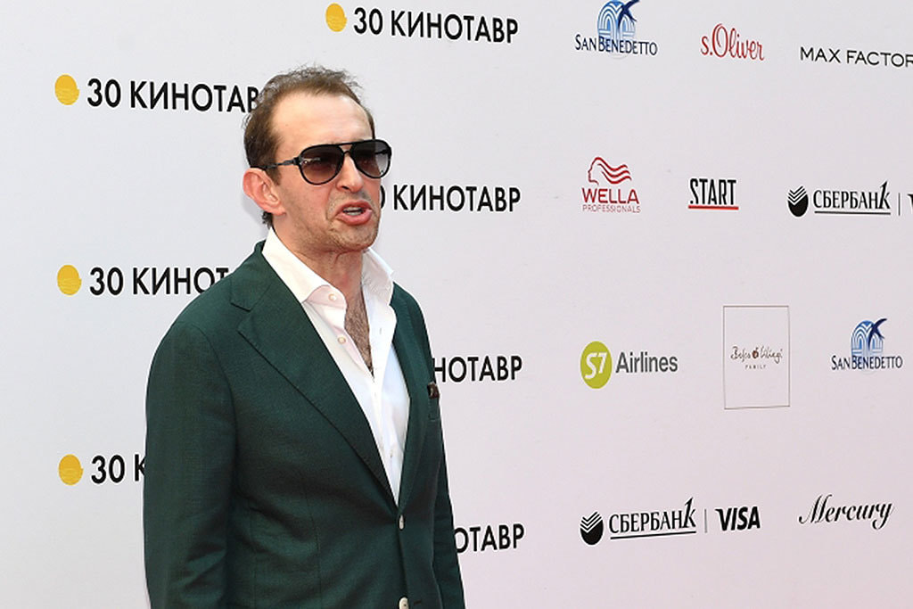 Константин Хабенский выступил в поддержку осужденного Ивана Голунова Константин Хабенский выступил в поддержку осужденного Ивана Голунова