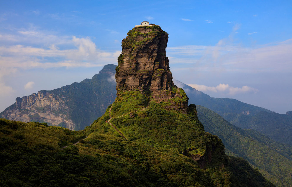 Гора Фаньцзиншань в провинции Гуйчжоу