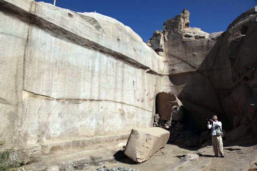 Остатки древних цивилизаций: шлифованные горы со следами машинной обработки