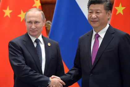 Путин подарил Си Цзиньпину коробку мороженого