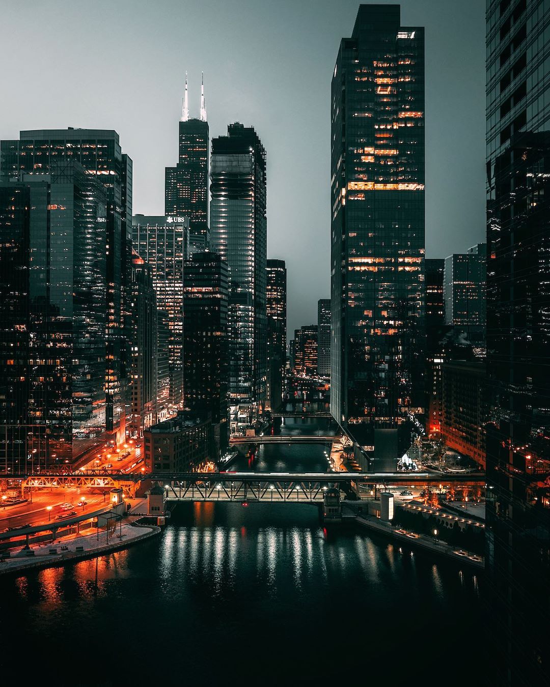 Чикаго на атмосферных снимках Бенджамина Сутера городской, Бенджамин, образом, Читать, подписчиков, почти, Instagram, делится, работами, Своими, фотографии, пейзажной, архитектурной, фокусируется, главным, Сутер, Иллинойс, Чикаго, проживающий, время