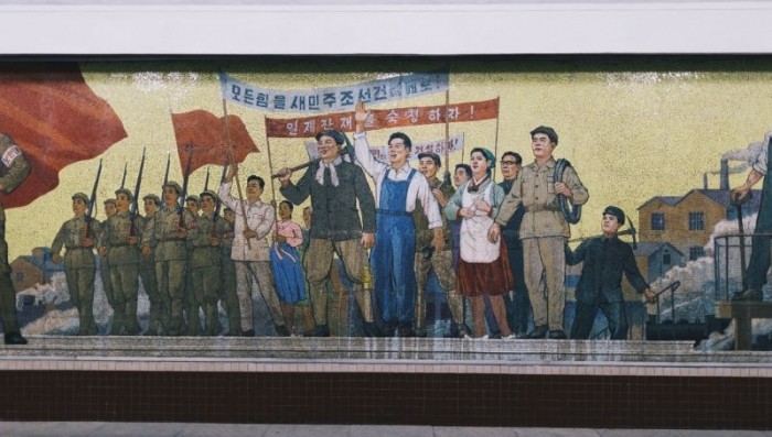 Метро в Северной Кореи (12 фото)