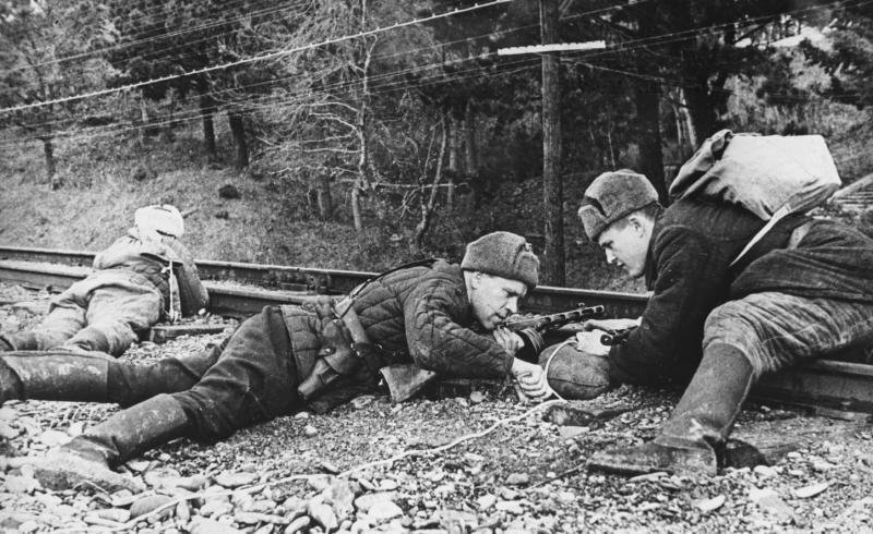 «Рельсовая война» или «война на рельсах»? Великая Отечественная Война, ГРУ, Илья Старинов, СССР, спецназ