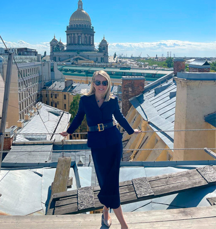 Участница ПМЭФ подала в суд на Ксению Собчак за оскорбительный вопрос. Ей показалось, что ее сравнивают с проституткой Новости,форумчаночка