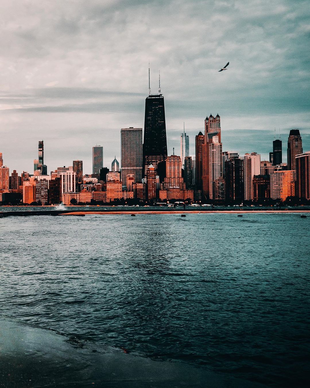 Чикаго на атмосферных снимках Бенджамина Сутера городской, Бенджамин, образом, Читать, подписчиков, почти, Instagram, делится, работами, Своими, фотографии, пейзажной, архитектурной, фокусируется, главным, Сутер, Иллинойс, Чикаго, проживающий, время
