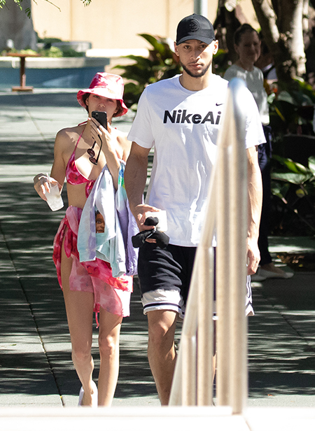 Кендалл Дженнер встречается с баскетболистом Девином Букером и не только Кендалл Дженнер встречается с баскетболистом Девином Букером и не только Звезды,Звездные пары