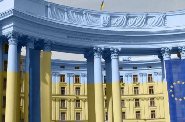Киев поддержал ракетную атаку США против Сирии, приобщив к заявлению откровенно враждебные России месседжи