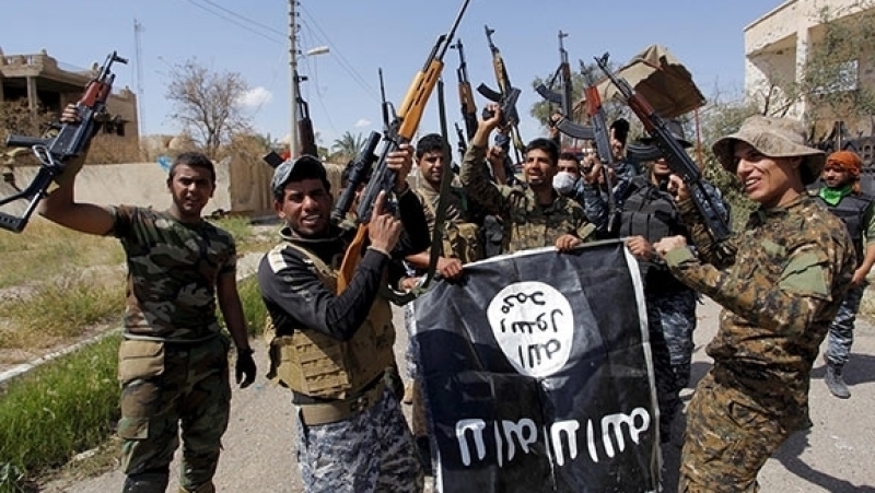 Эмиры ИГИЛ воспитали потрошителя — 500 обезглавленных и 200 изнасилованных