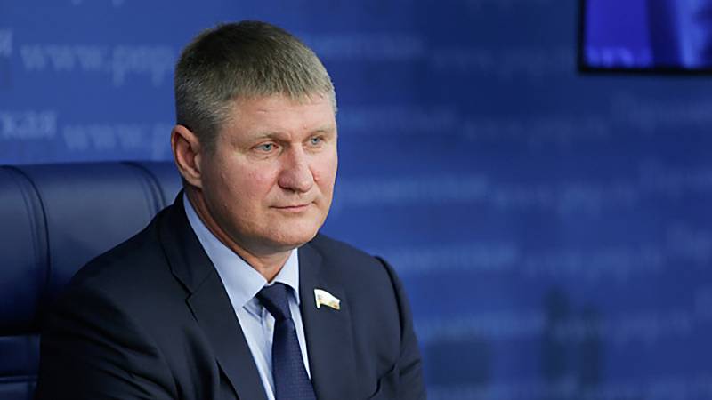 Депутат Шеремет: высшие должностные лица Украины стоят за провокацией в Керченском проливе