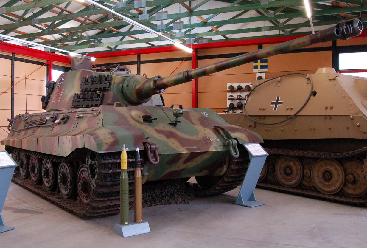 Картинки по запросу танк «Тигр-Б»