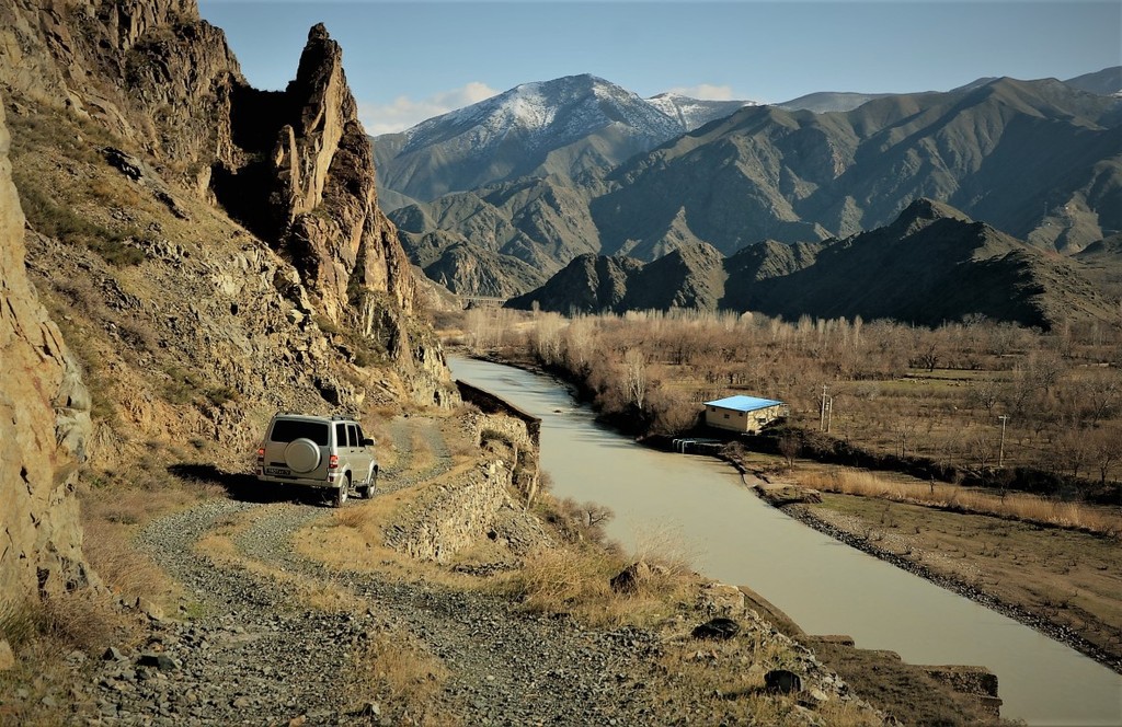 Какие опасности таят в себе пограничные районы Ирана и Армении 