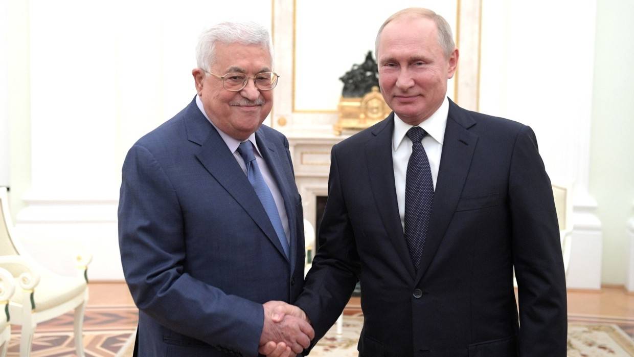 Путин обсудил с президентом Палестины Аббасом двустороннее взаимодействие