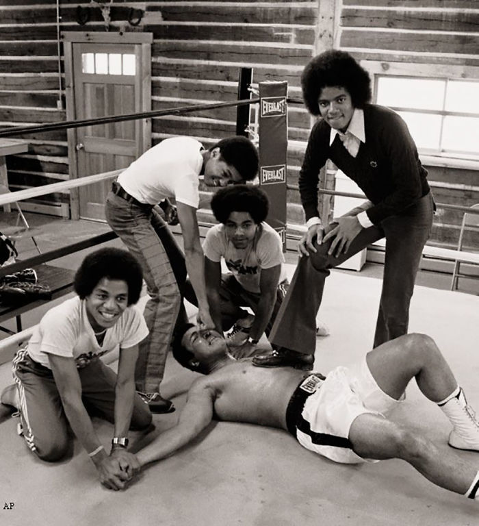 Muhammad Ali With The Jacksons